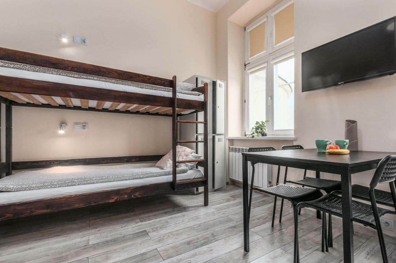 Puffa Hostel Lux Warszawa Eksteriør billede